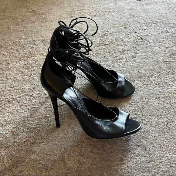 Michael Kors Heels - Picture 1 of 13